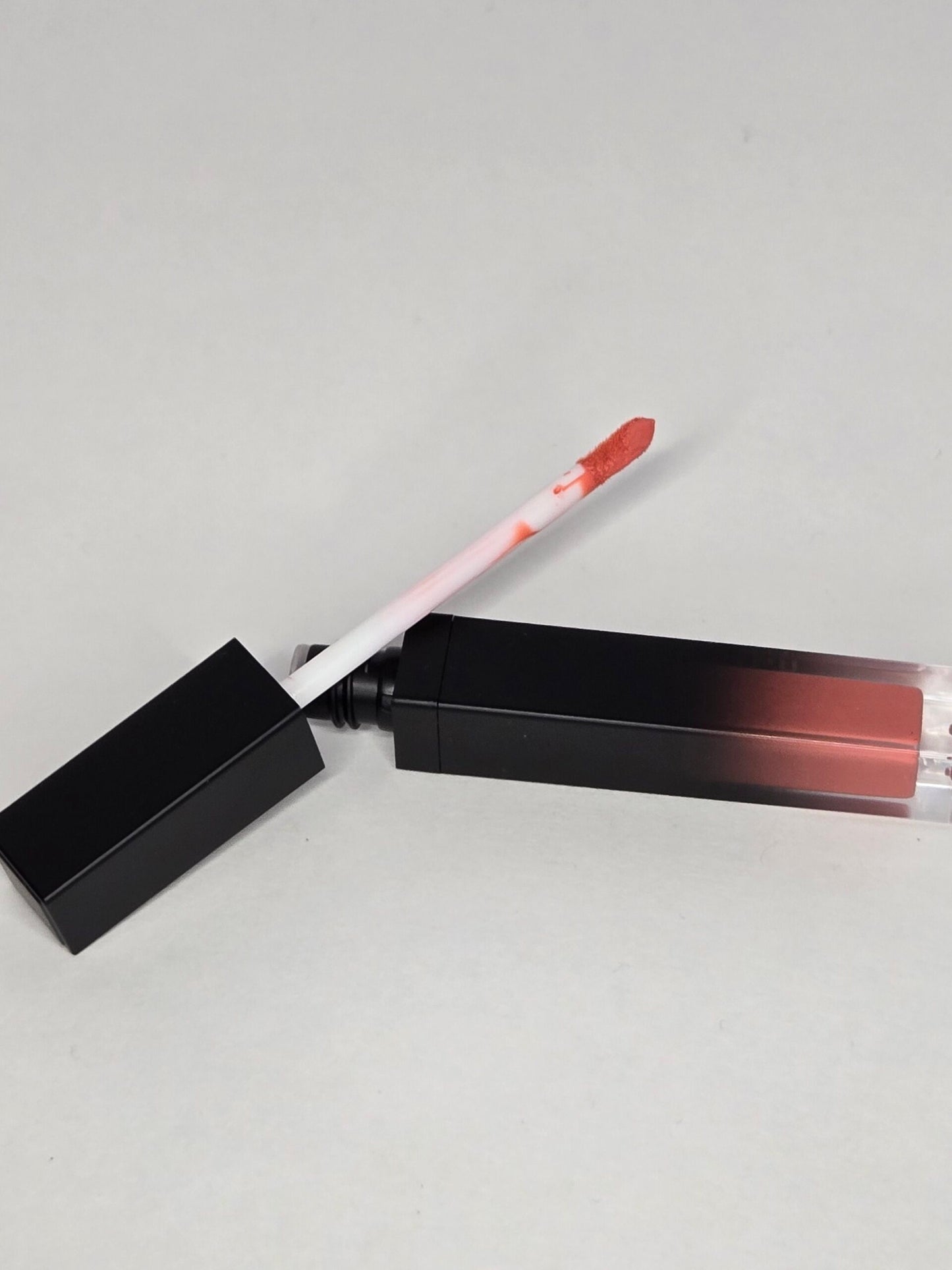 Total Vibe Waterproof Liquid Lipstick - #07 Punch (Matte)